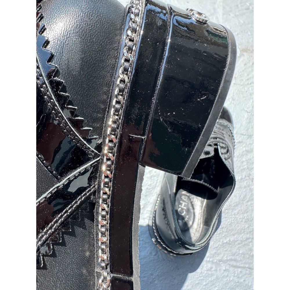 Chanel Black Leather Patent Chain Trim Wingtip Oxford Shoes womens 38.5 - Picture 15 of 16